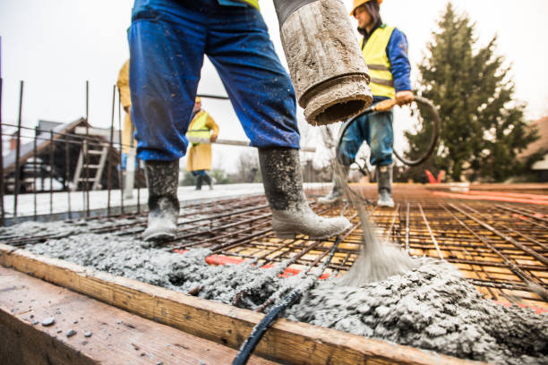 Best Commercial Concrete Contractor  in Gulf Park Estates, MS